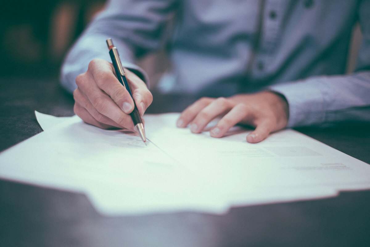What the expert’s ratification in court is, and why it matters so much